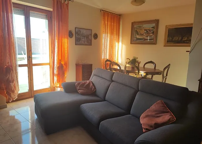 Dade Apartment